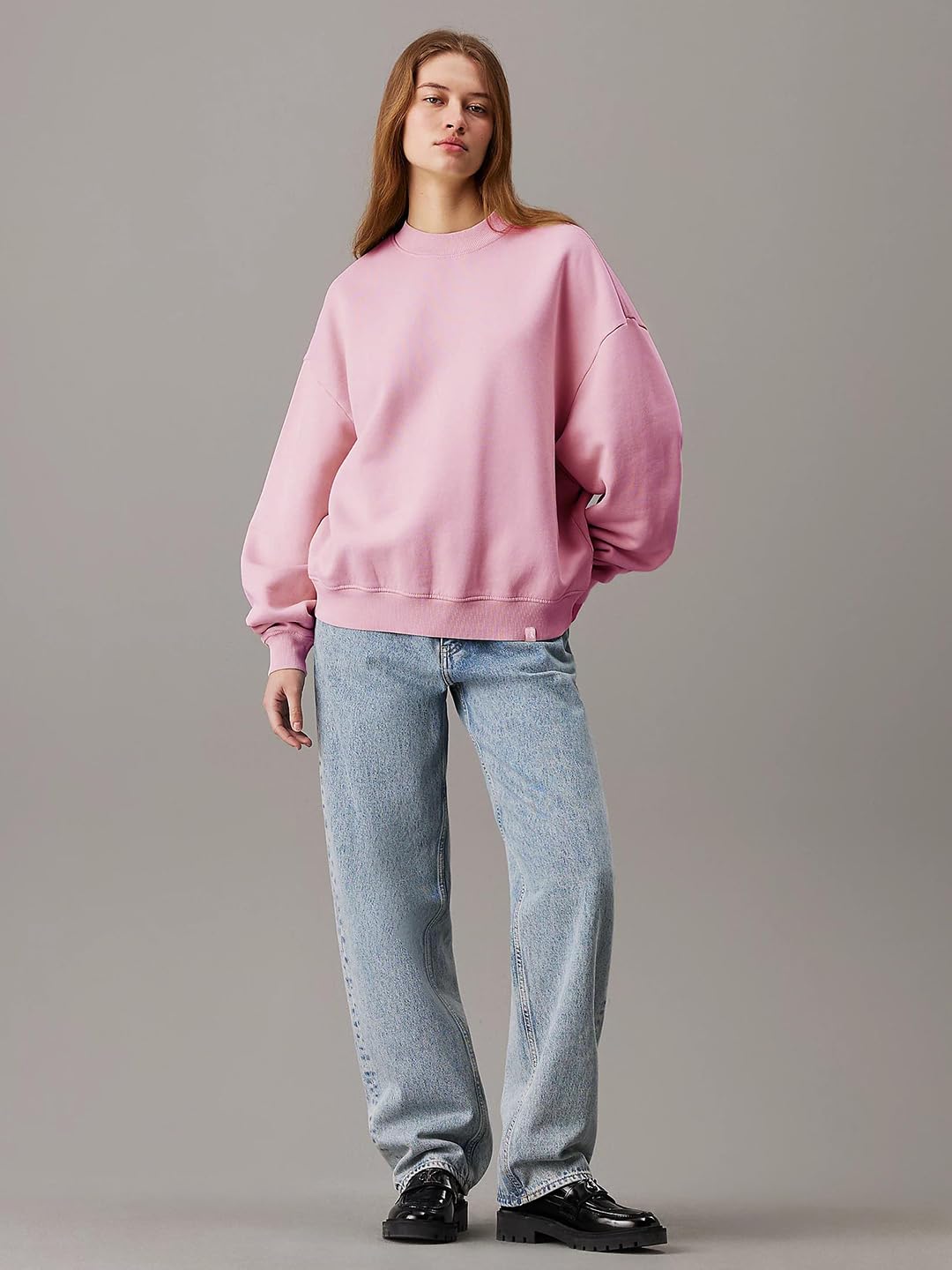 Women's Oversized Fleece Solid Pattern with Classic Round Neck Light Pink Sweatshirt