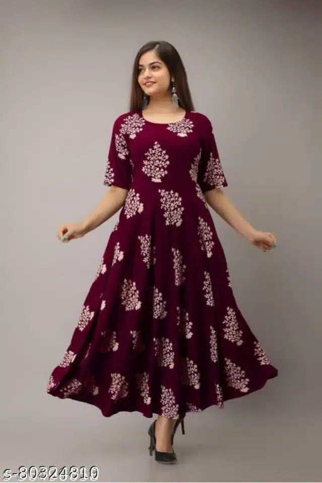 Women Cotton Printed Maroon Kurti