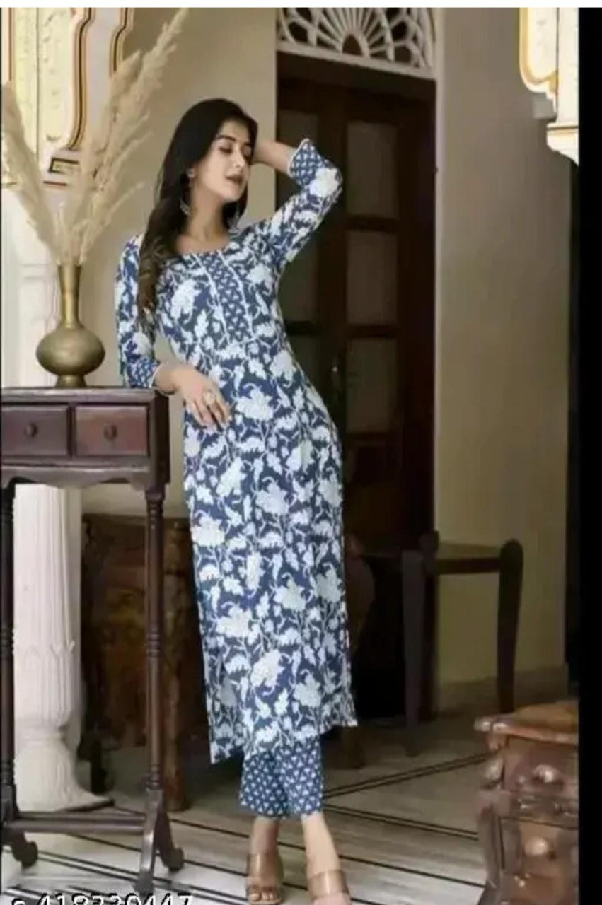 Women Cotton Blue Floral Print Kurti Pants Set