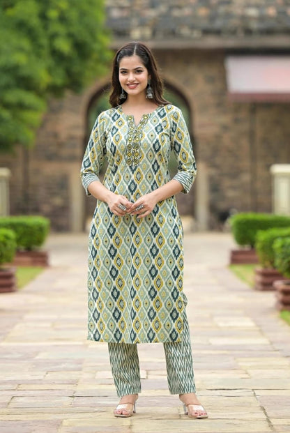Women Viscose Rayon Printed Kurta Pant Dupatta Set
