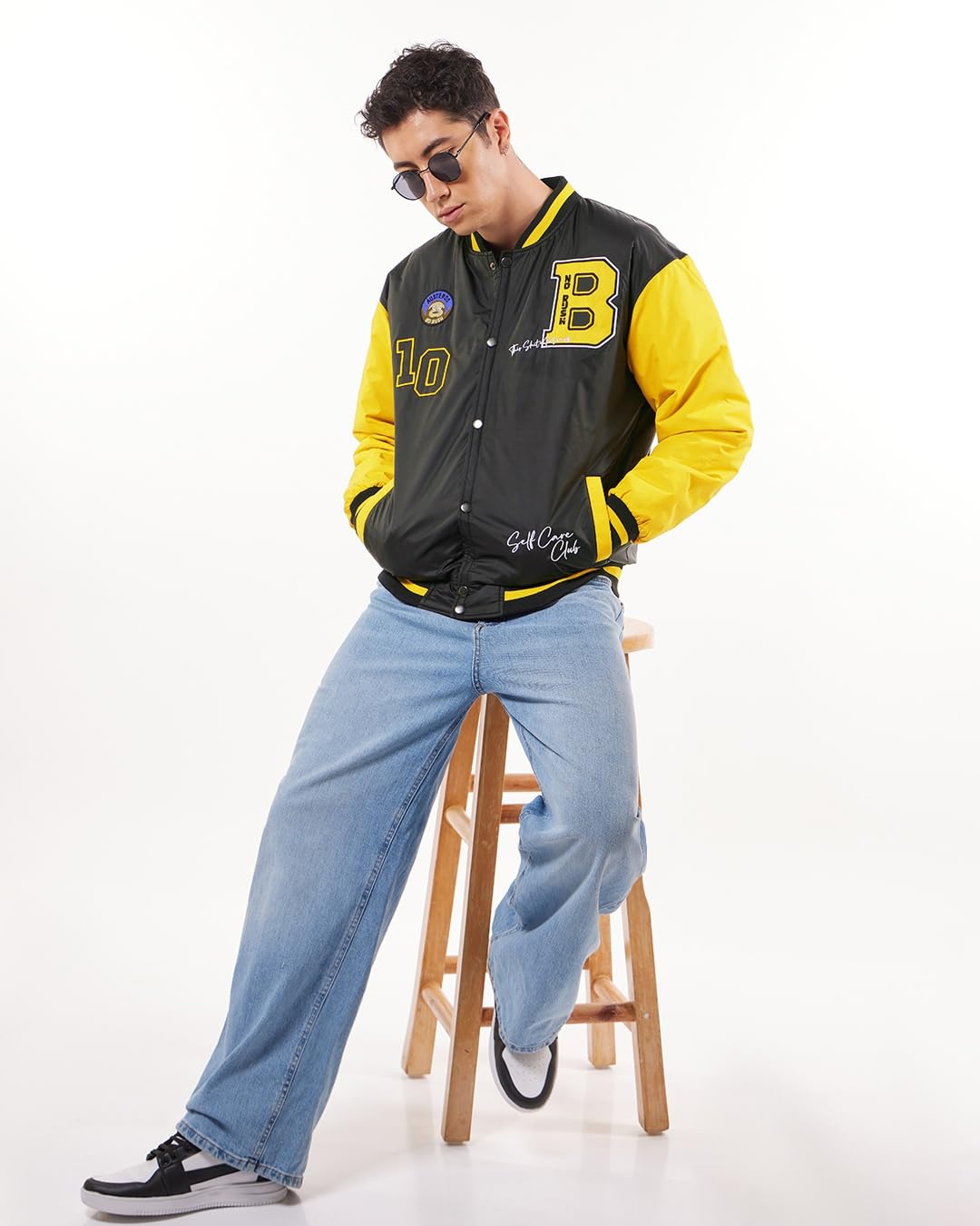 Men's Color Block Black Stand Collar Neck Long Sleeve Oversized Fit Varsity Jacket