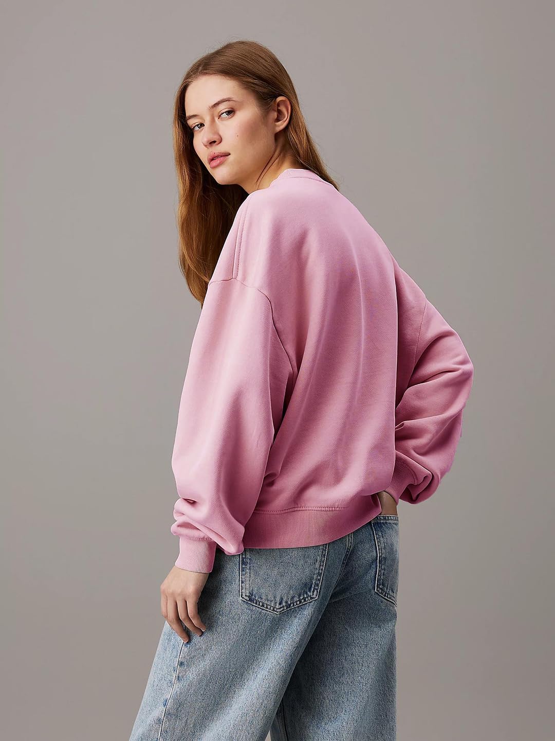 Women's Oversized Fleece Solid Pattern with Classic Round Neck Light Pink Sweatshirt