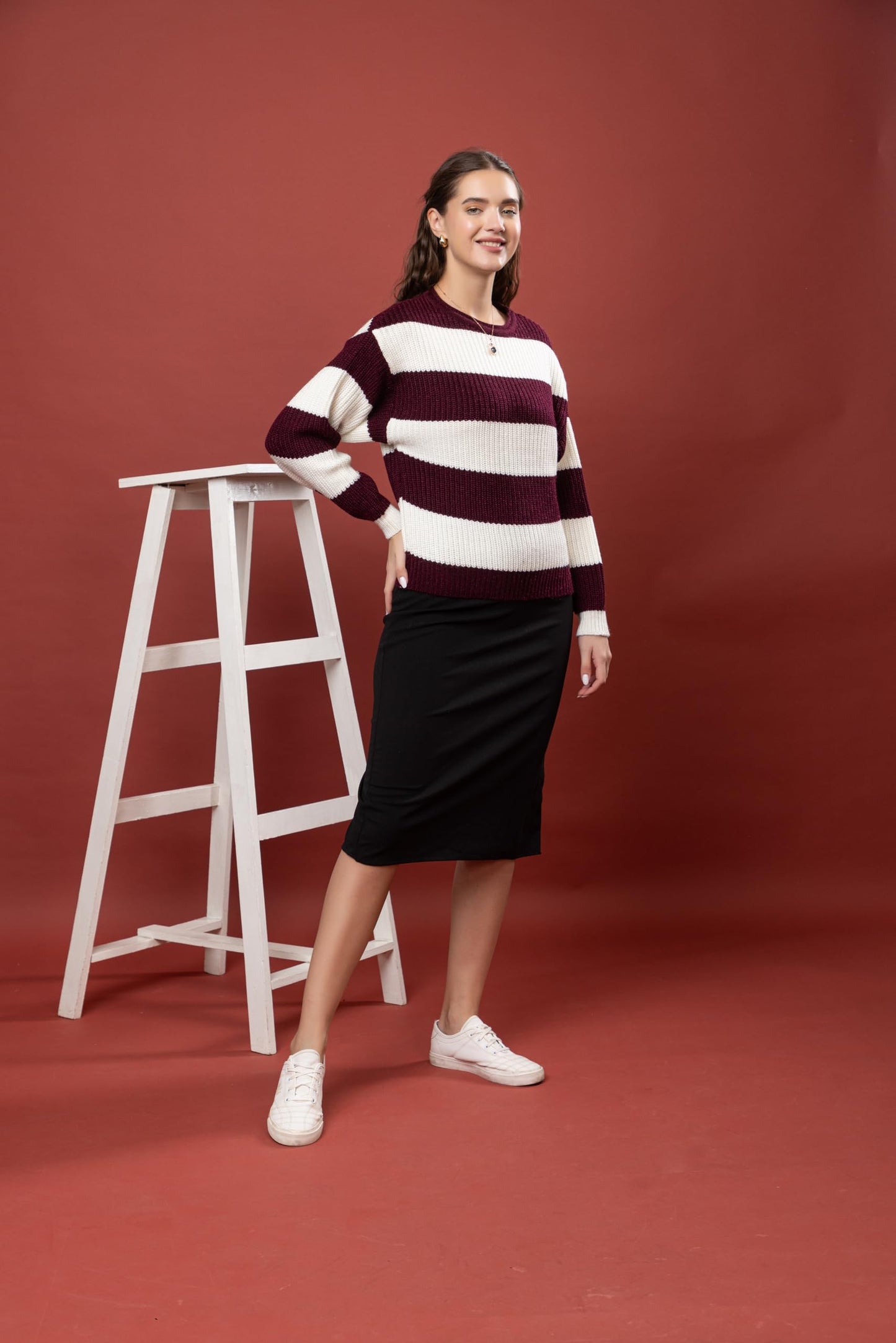 Women's 100% Wool Color Block Stripe Full Sleeve Round Neck Pullover Sweater for Winter Season