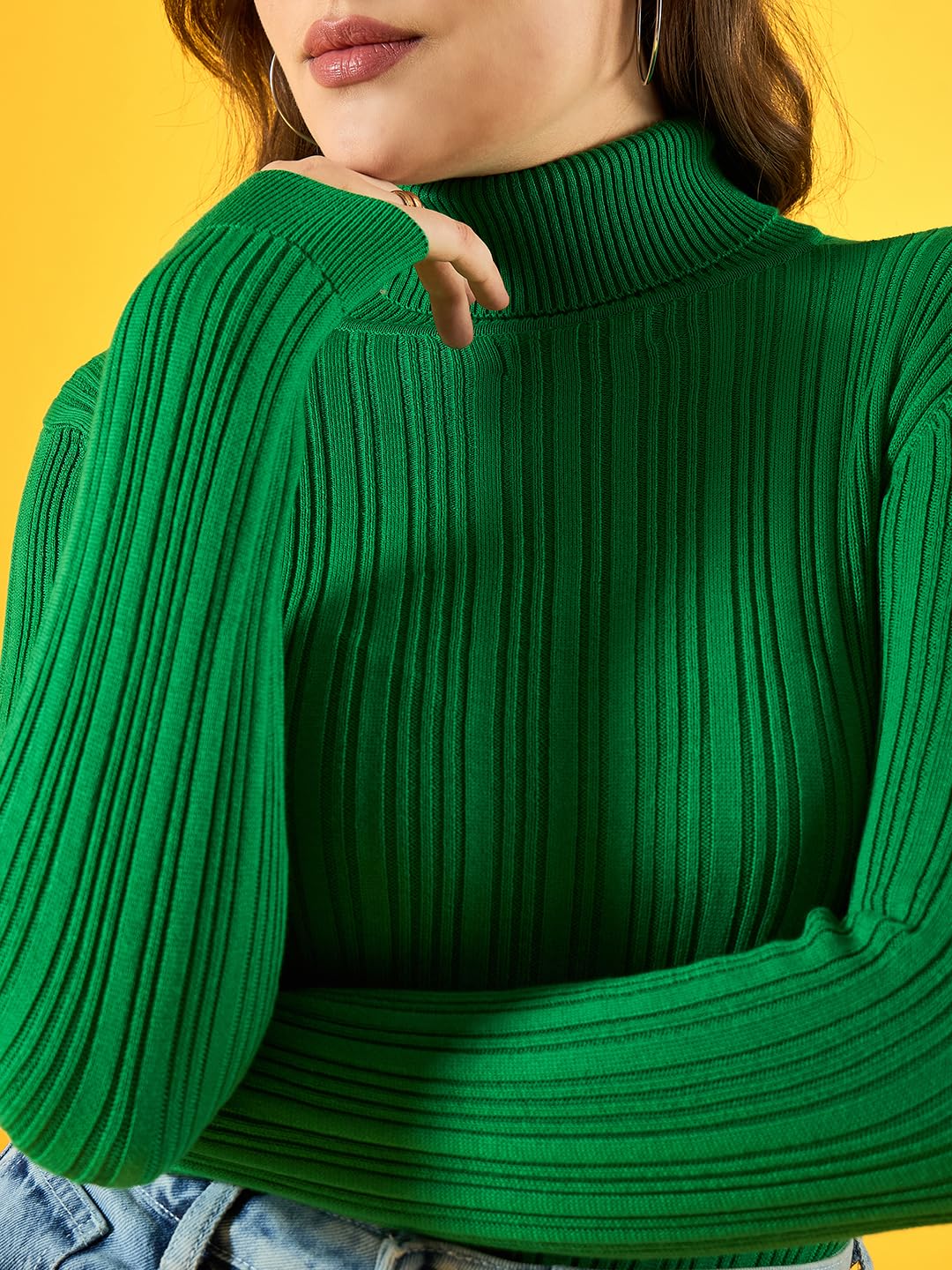 Women's Acrylic Turtle Neck Full Sleeve & Straight Hem Green Sweater