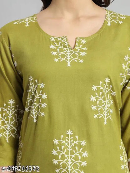 Women Green Printed Rayon Short Kurti